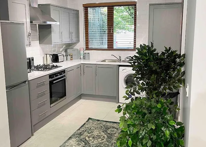 Close To Belfast City Centre.Modern Opened Planned